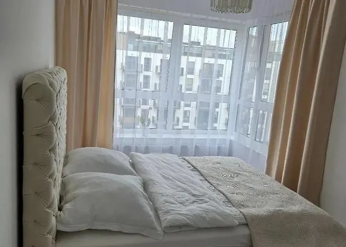 Lejlighed Luxury Building & Apartament, Near Metro, Parking